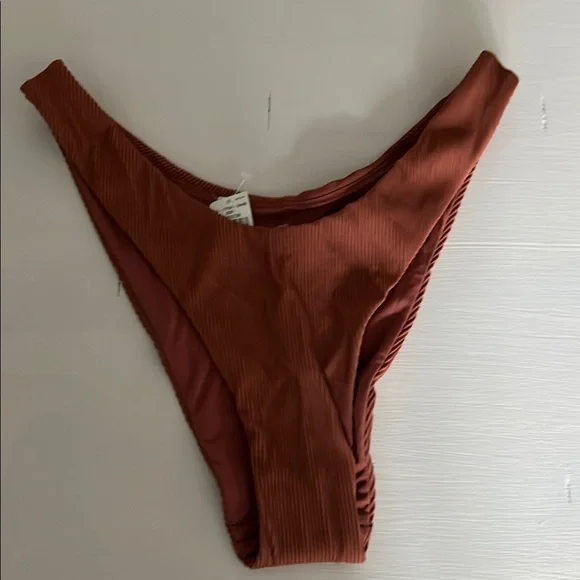 Rust Bikini Set - Picture 8 of 11